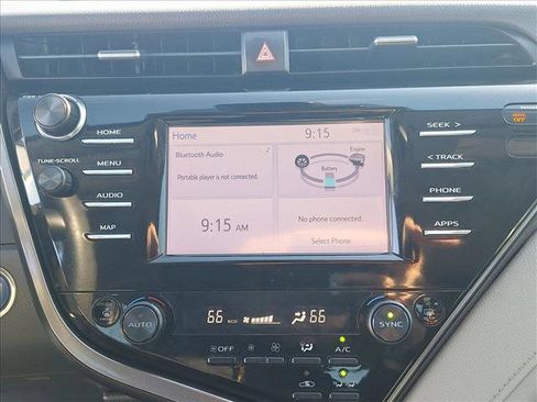 Used 2019 Toyota Camry LE image 12