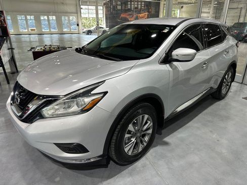 Used 2015 Nissan Murano S FWD image 10