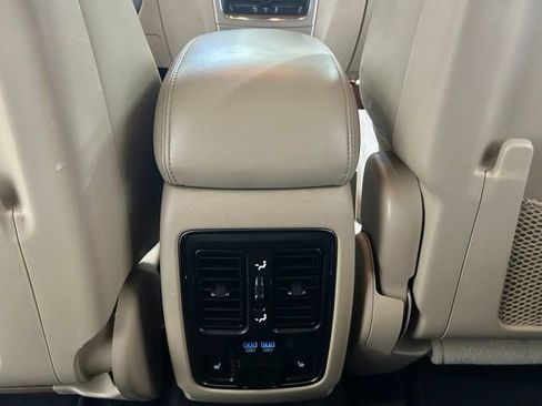 Used 2014 Jeep Grand Cherokee Limited RWD image 17