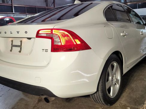 Used 2012 Volvo S60 T5 w/ Multimedia Pkg image 7