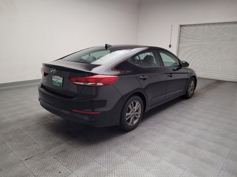 Used 2017 Hyundai Elantra SE w/ SE A/T Tech Package 03 FWD image 9