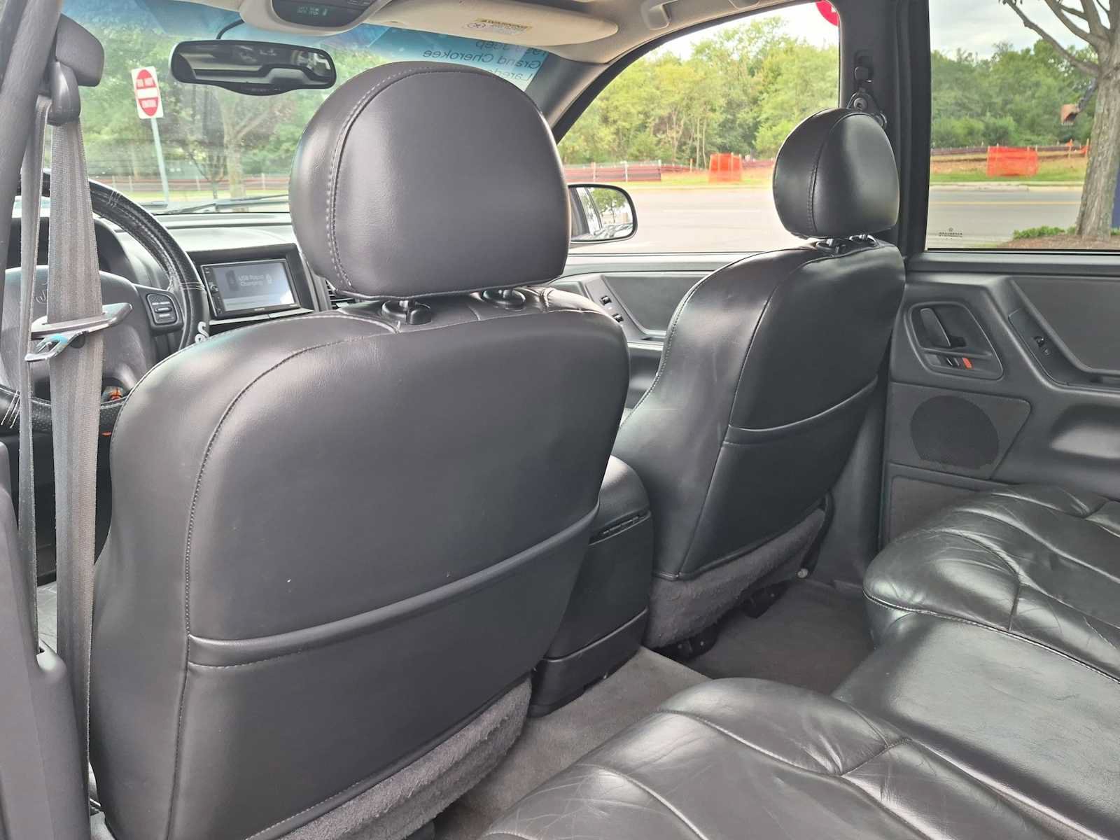 Used 1999 Jeep Grand Cherokee Laredo AWD/4WD image 18