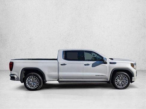 Used 2019 GMC Sierra 1500 Denali w/ Denali Ultimate Package image 4