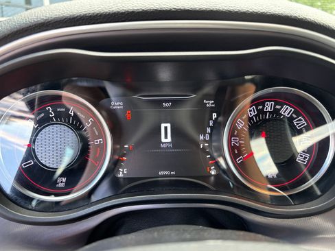 Used 2022 Dodge Challenger GT AWD/4WD image 16