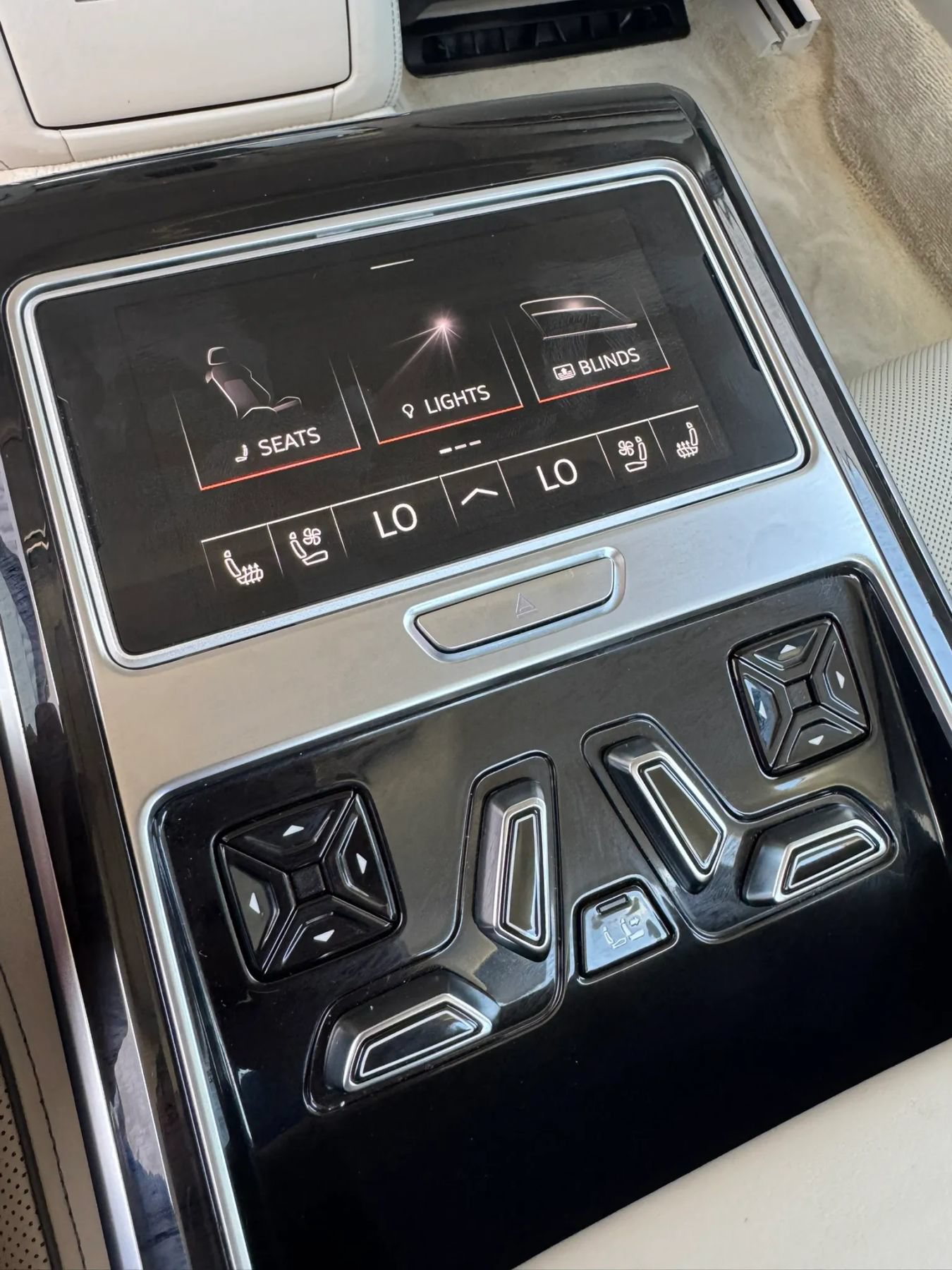 Used 2019 Audi A8 L 3.0T AWD/4WD image 36