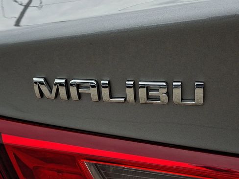 Used 2024 Chevrolet Malibu LT FWD image 29