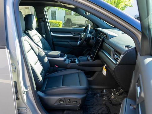 New 2026 GMC Terrain Elevation w/ Elevation Premium Package AWD/4WD image 10