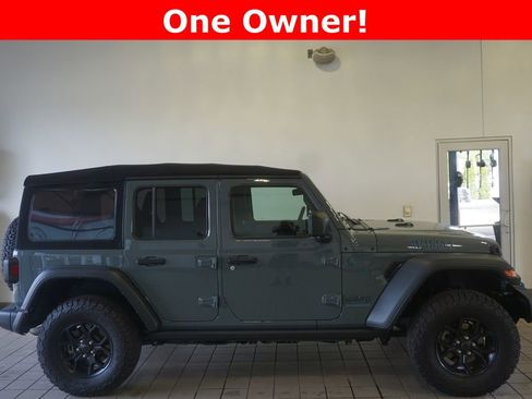 Used 2024 Jeep Wrangler Unlimited AWD/4WD image 2