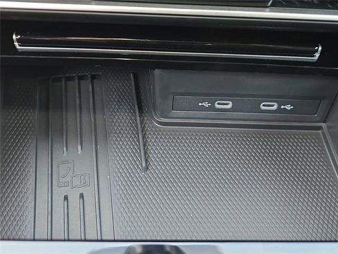 New 2026 Volkswagen Atlas Cross Sport SE image 21