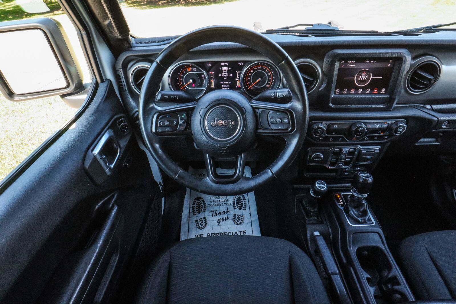 Used 2018 Jeep Wrangler Unlimited Sport S AWD/4WD image 23
