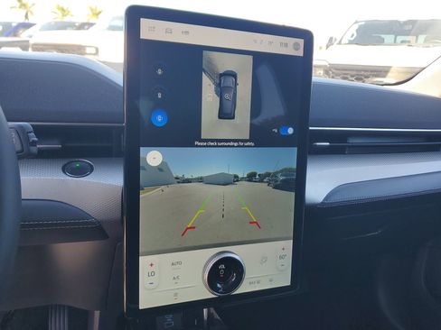 Used 2023 Ford Mustang Mach-E Select image 11