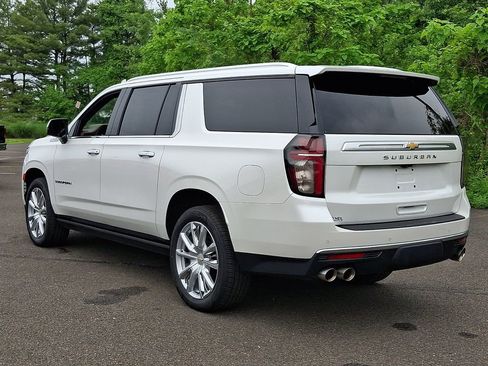 Certified 2021 Chevrolet Suburban High Country AWD/4WD image 4