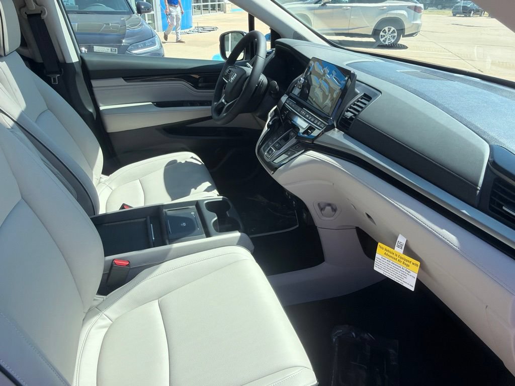 New 2026 Honda Odyssey Touring image 34