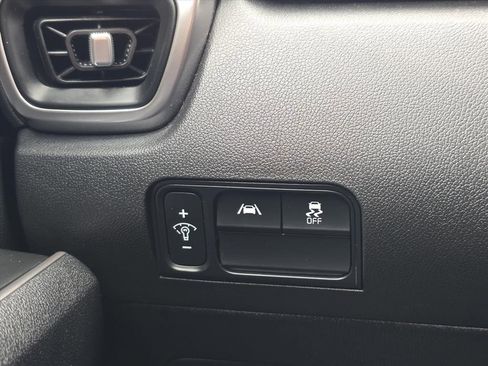 Certified 2022 Kia Sorento S image 25