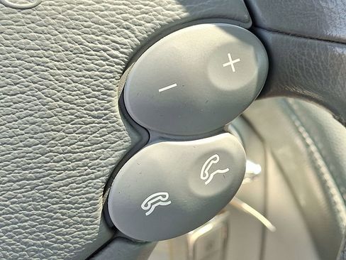 Used 2003 Mercedes-Benz SL 500 image 22