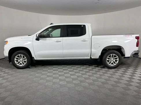 Used 2023 Chevrolet Silverado 1500 LT AWD/4WD image 7