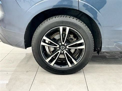 Used 2020 Volvo XC60 T6 Momentum AWD/4WD image 36