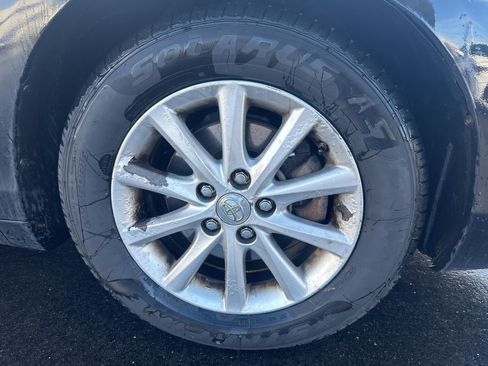 Used 2010 Toyota Camry XLE image 9