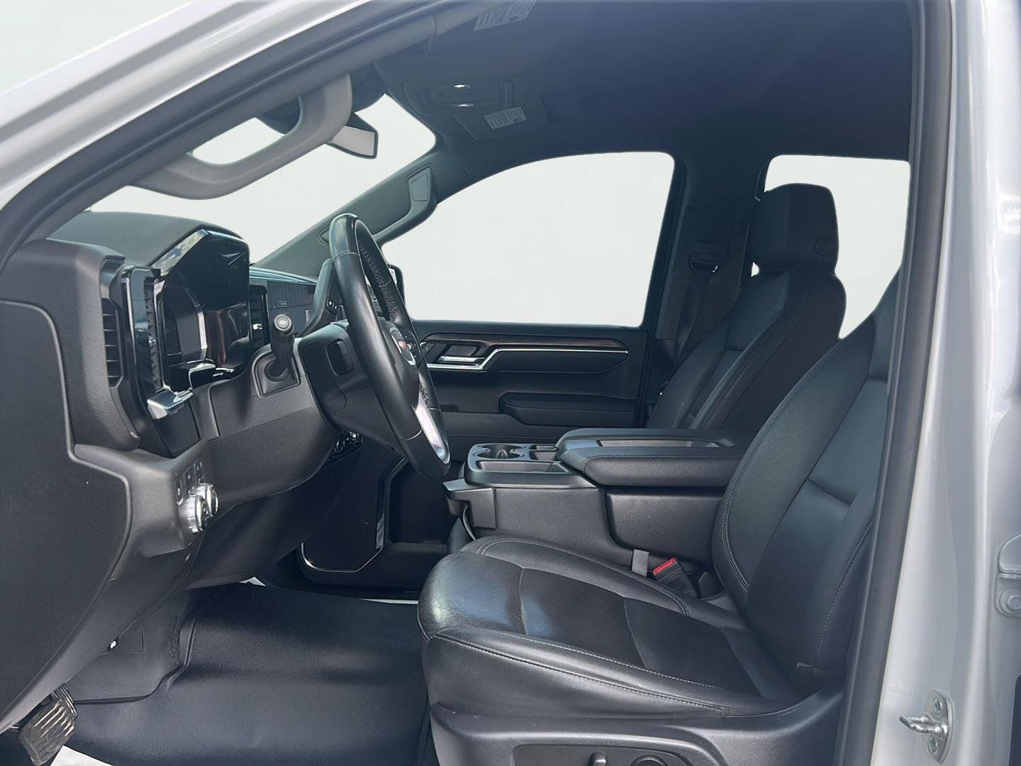 Certified 2025 GMC Sierra 1500 SLT AWD/4WD image 29