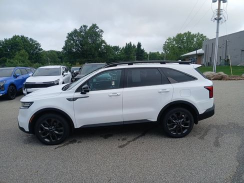 Used 2023 Kia Sorento X-Line EX AWD/4WD image 2