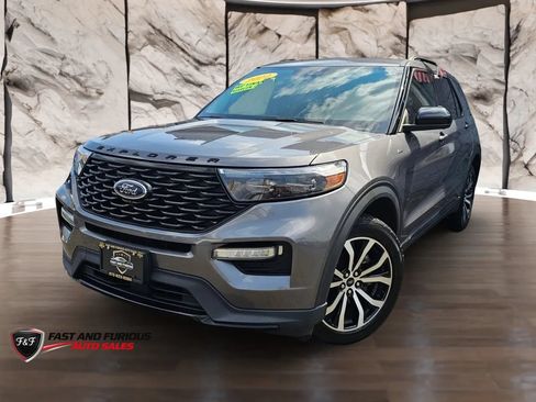 Used 2022 Ford Explorer ST-Line AWD/4WD image 2