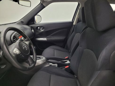 Used 2014 Nissan Juke S image 17