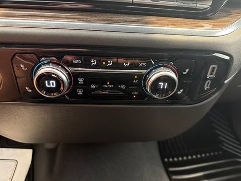Certified 2024 GMC Sierra 1500 Elevation AWD/4WD image 19