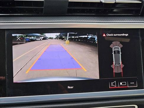 Used 2023 Audi Q3 2.0T Premium image 14