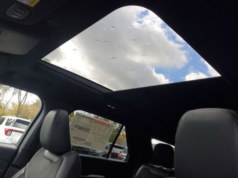 New 2026 Ford Explorer ST w/ Sun And Sound Package image 12