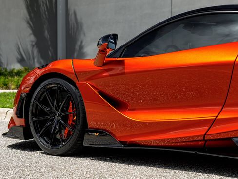 Used 2021 McLaren 765LT RWD image 35