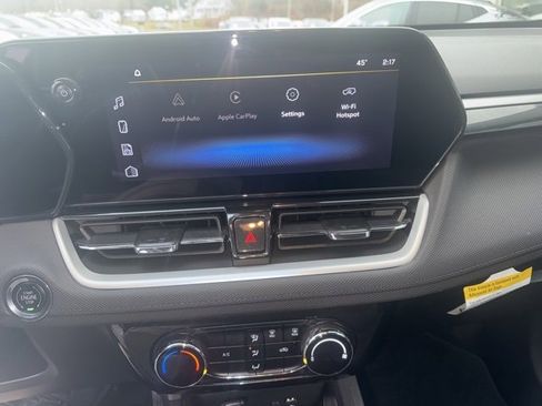 Used 2024 Chevrolet TrailBlazer LT image 26