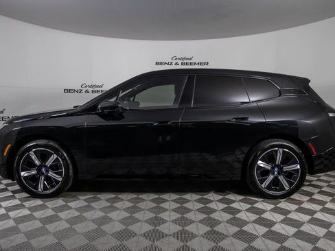 Used 2022 BMW iX xDrive50 w/ Premium Package image 6