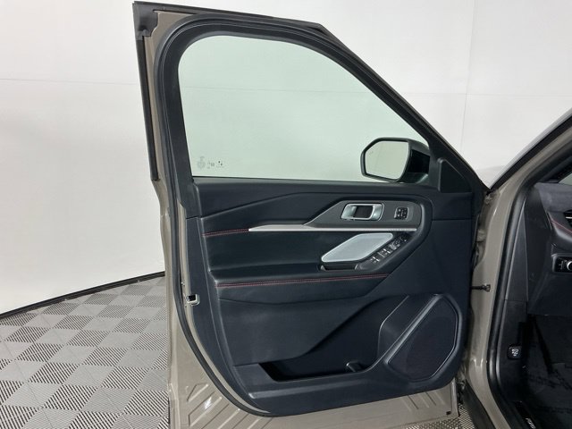 Used 2026 Ford Explorer ST w/ Sun And Sound Package AWD/4WD image 15