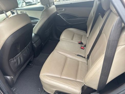 Used 2015 Hyundai Santa Fe GLS w/ Option Group 03 FWD image 7