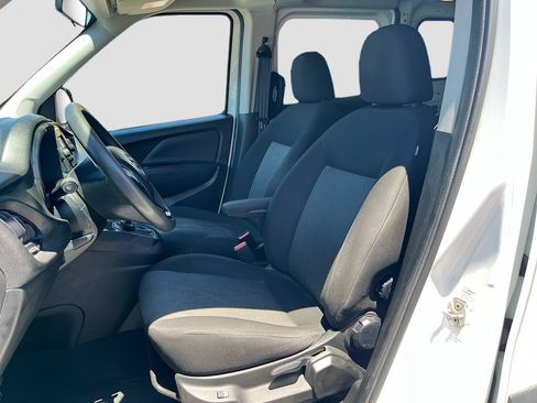 Used 2022 RAM ProMaster City Tradesman FWD image 19