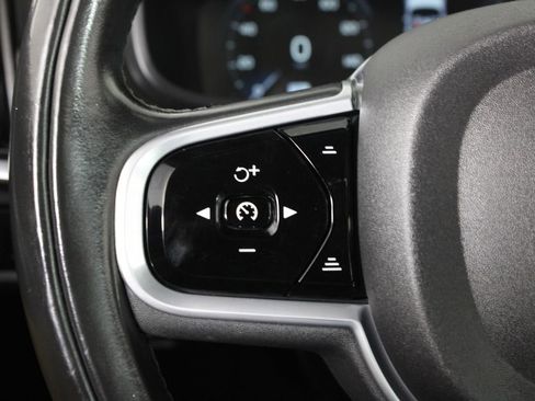 Used 2018 Volvo S90 T5 Momentum w/ Convenience Package image 24