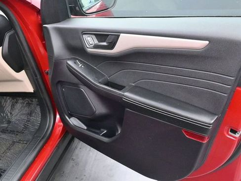 Used 2022 Ford Escape SE w/ Convenience Package image 10