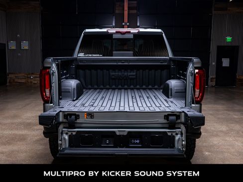 Used 2025 GMC Sierra 1500 AT4X w/ AT4X AEV Edition AWD/4WD image 9