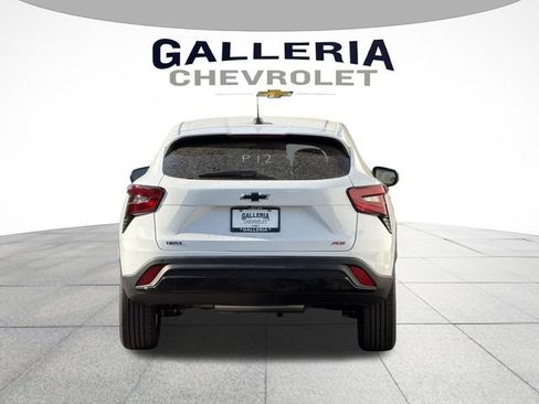 New 2026 Chevrolet Trax RS FWD image 6
