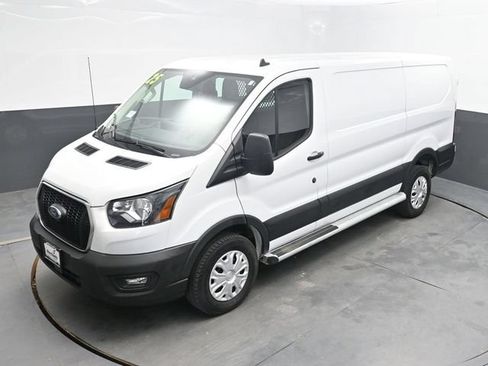 Used 2025 Ford Transit 250 Low Roof w/ Exterior Upgrade Package RWD image 30