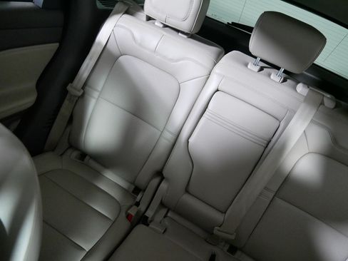 Used 2023 Lincoln Corsair AWD w/ Equipment Group 101A image 12