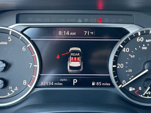 Used 2023 Nissan Rogue S AWD/4WD image 17