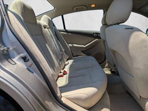 Used 2012 Nissan Altima 2.5 S FWD image 16
