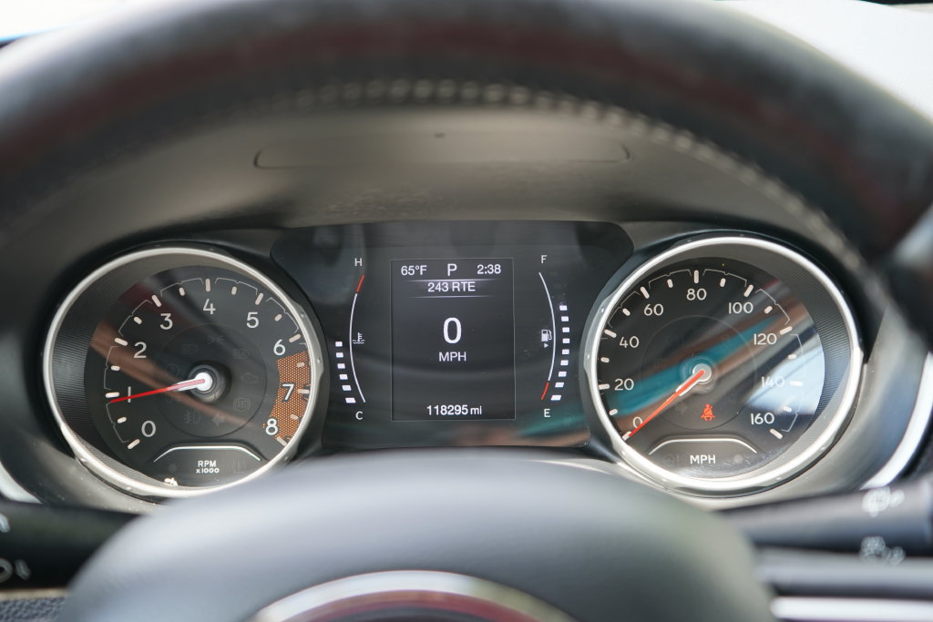 Used 2019 Jeep Compass Latitude AWD/4WD image 17