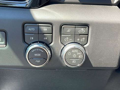 New 2026 GMC Sierra 2500 AT4 w/ AT4 Premium Plus Package AWD/4WD image 25