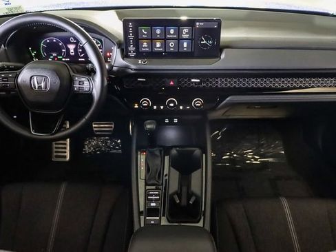 Used 2023 Honda Accord Sport image 14