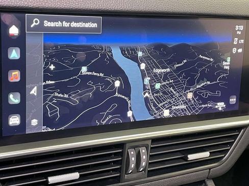 Certified 2023 Porsche Cayenne AWD/4WD image 29