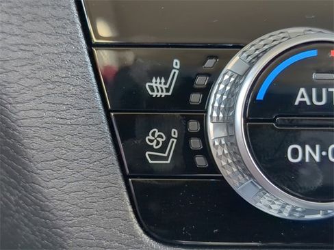 New 2025 Mitsubishi Outlander AWD image 29