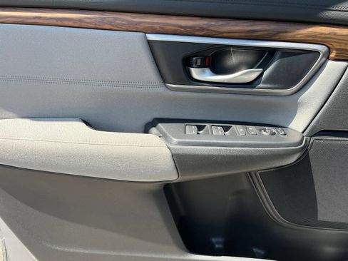 Used 2018 Honda CR-V EX image 19