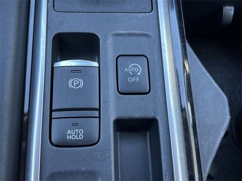 Certified 2023 Nissan Pathfinder SL w/ SL Premium Package image 9